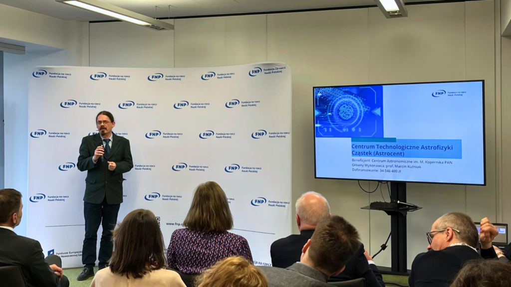 dr. hab. Marcin Kuźniak presenting “Astrocent – Particle Astrophysics Technology Centre" project at the IRAP meeting